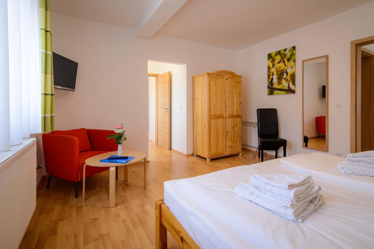 Hotel Zum Engel In Speyer - Roemerberg Berghausen  Eksteriør bilde