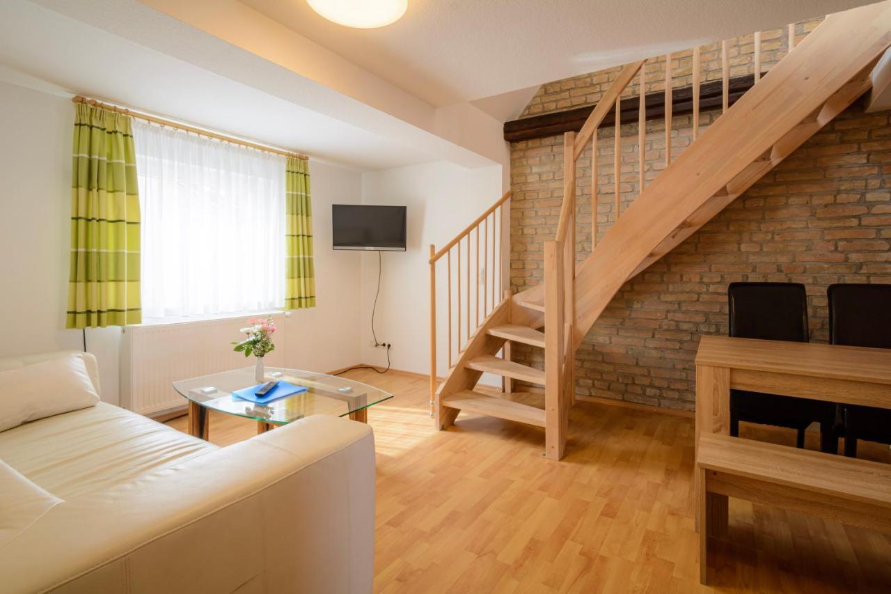Hotel Zum Engel In Speyer - Roemerberg Berghausen  Eksteriør bilde