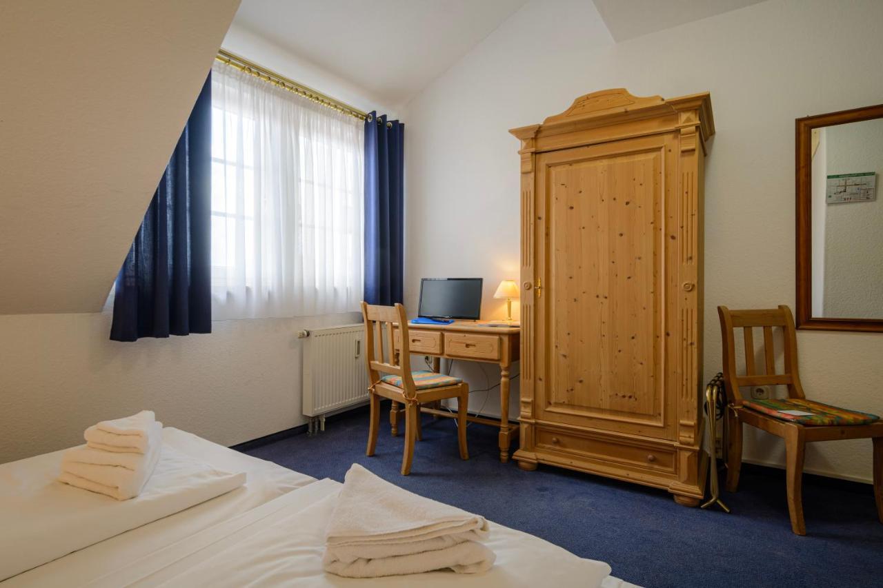 Hotel Zum Engel In Speyer - Roemerberg Berghausen  Eksteriør bilde
