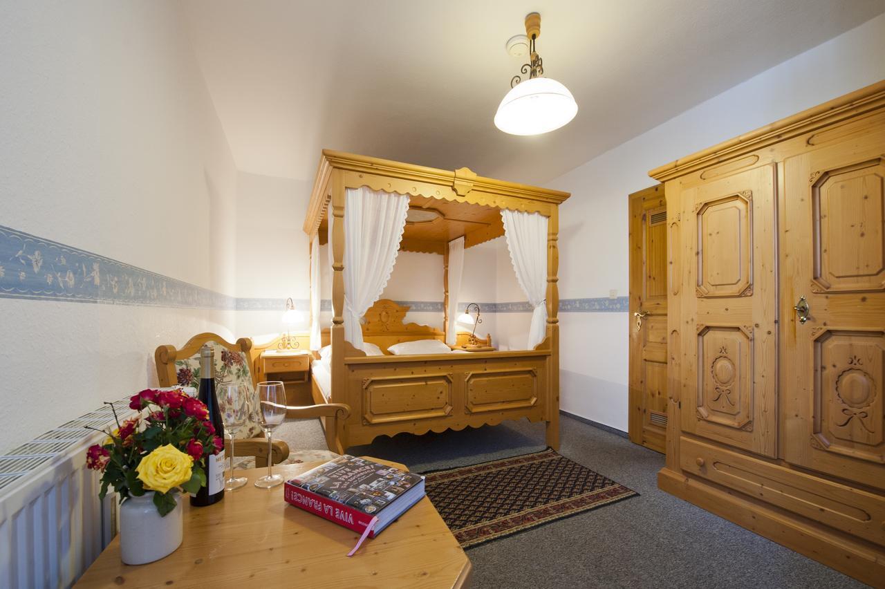 Hotel Zum Engel In Speyer - Roemerberg Berghausen  Eksteriør bilde