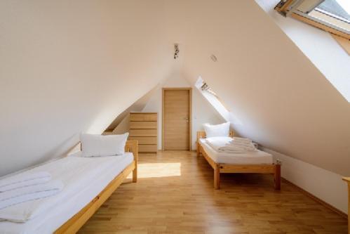 Hotel Zum Engel In Speyer - Roemerberg Berghausen  Eksteriør bilde